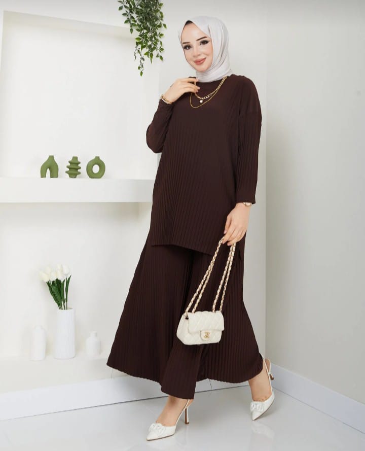 Karipkız Moda Kahverengi piliseli ikili takım 